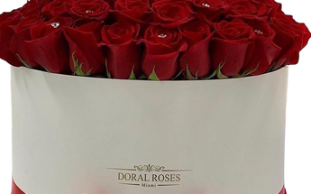 Arreglo floral de lujo diseñado con flores premium, cuidadosamente seleccionadas para transmitir elegancia, exclusividad y sofisticación en cada detalle.