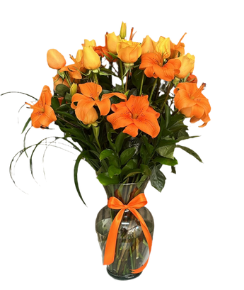 Ramo de 25 rosas y lirios en jarrón con flores frescas, arreglo floral de Doral Roses Miami para el Día de la Madre.
