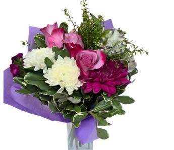 Ramo de flores moradas para el Día de la Madre de Doral Roses Miami, con flores púrpuras en un elegante arreglo.