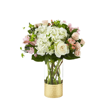Rosas rojas premium en elegante arreglo de Doral Roses Miami, ideal para regalar en Doral Florida, entrega el mismo día.