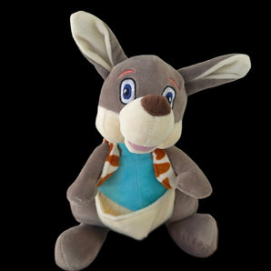 Conejito de peluche de lujo para graduación, regalo adicional de Doral Roses Miami, ideal para entrega de flores en Miami.