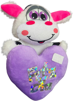 Peluche vaquita Love morada de alta calidad, con corazón, perfecta como regalo adorable, en Miami, de la marca Florist in Doral.